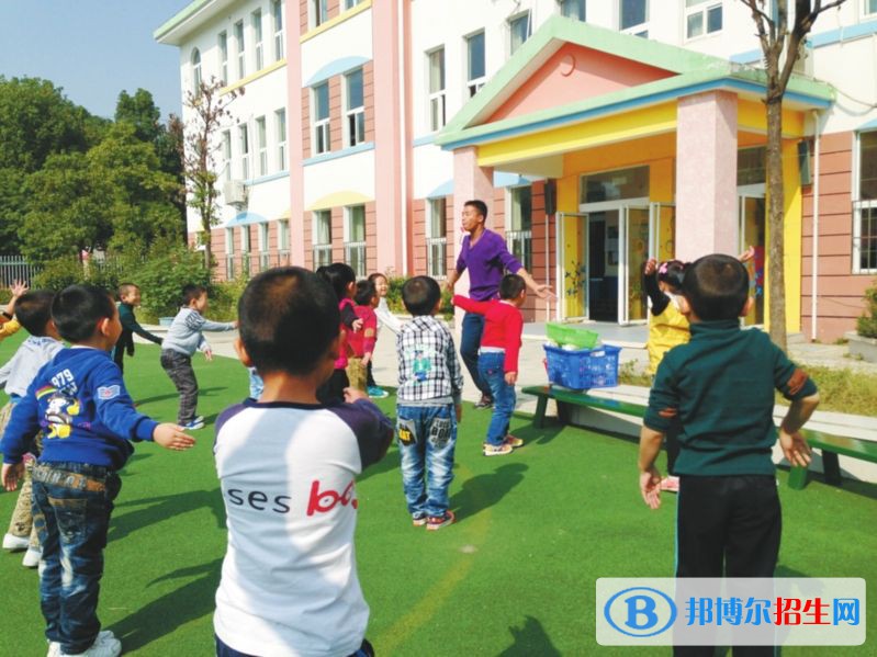 貴陽2021年男生可以讀幼師學(xué)校嗎