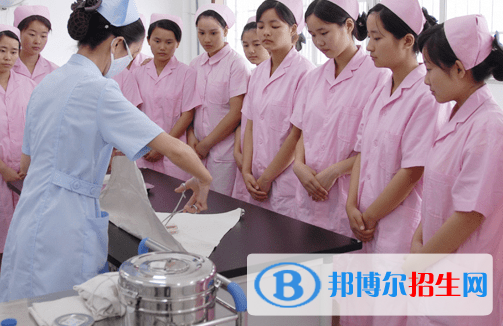 廣州2021年有衛(wèi)校的大專大學