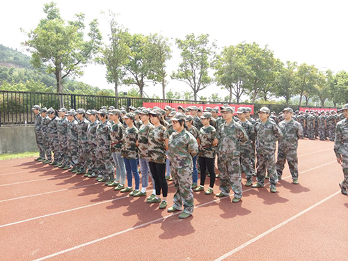 蘇州市紡織工業(yè)職工中等專(zhuān)業(yè)學(xué)校2022年報(bào)名條件、招生要求、招生對(duì)象