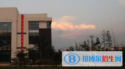 滁州市機(jī)械工業(yè)學(xué)校網(wǎng)站網(wǎng)址