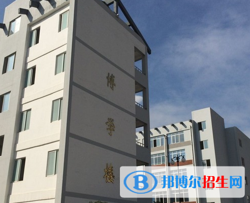 望謨民族職業(yè)高級中學2021年招生錄取分數(shù)線