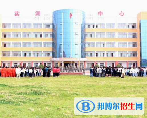 霍邱工業(yè)學(xué)校地址在哪里