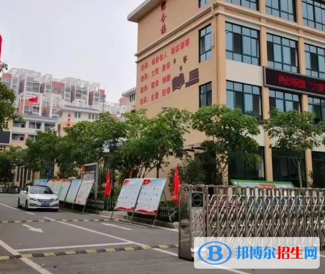 六安市金安職業(yè)學(xué)校怎么樣、好不好