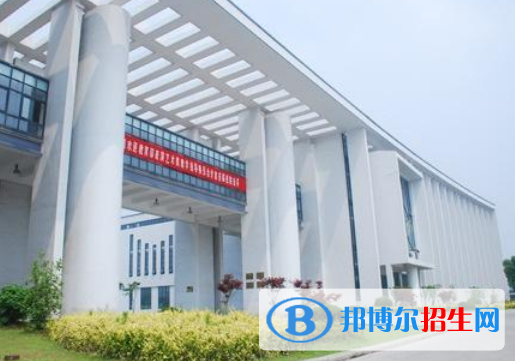 六安市藝術(shù)學(xué)校2021年報名條件、招生要求、招生對象