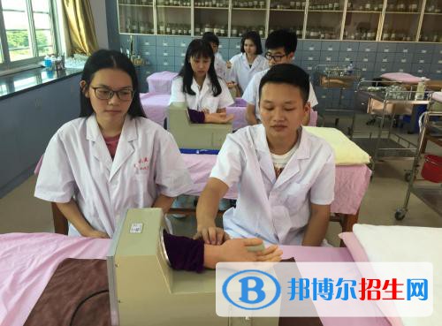 廣州2021年讀衛(wèi)?？梢钥即髮W(xué)嗎