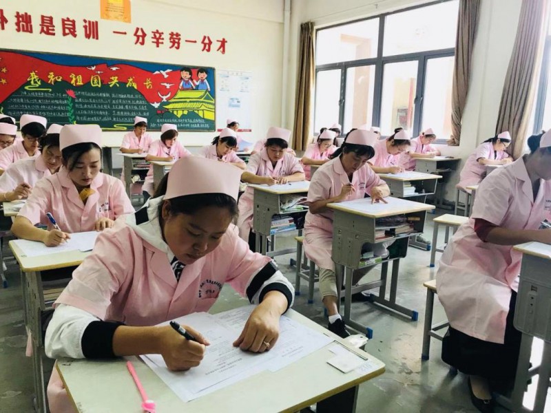 儀征技師學(xué)院2021年報(bào)名條件、招生要求、招生對(duì)象