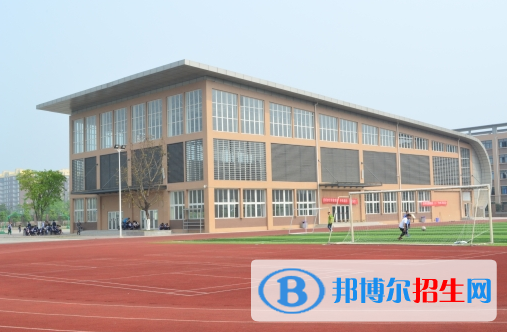 成都2021年中專學校好還是職高好