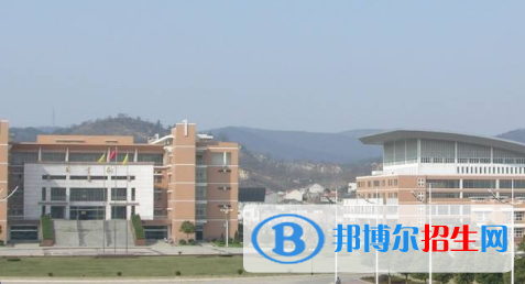 浙江2021年中專學校好還是大專好