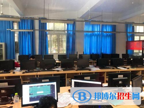 貴州2021年初中生可以上計(jì)算機(jī)學(xué)校嗎
