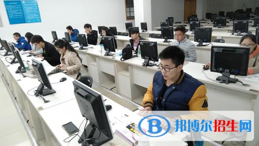 貴州2021年初中生有哪些計算機學校