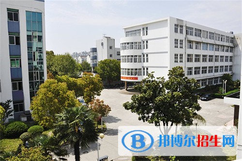 揚州高等職業(yè)技術(shù)學校怎么樣、好不好