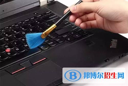 貴州2021年有哪些計算機(jī)學(xué)校比較好