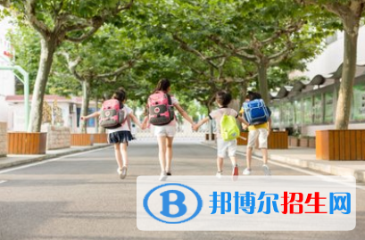 甘肅2021年中專學校好還是大專好<em></em><em></em>	