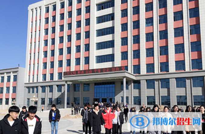 甘肅2021年哪家中專學校好<em></em><em></em>	