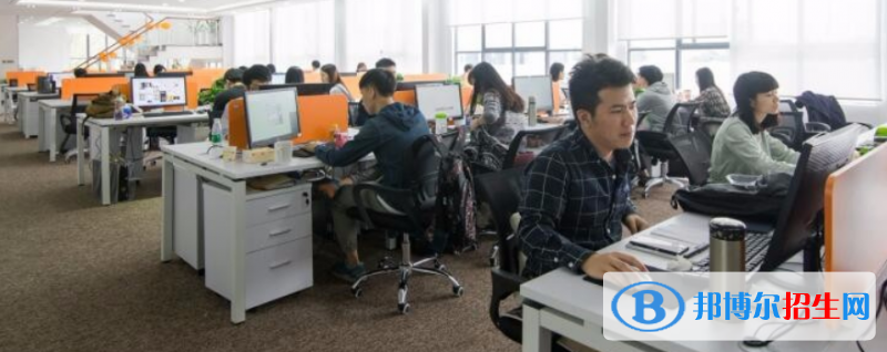 成都2021年職高和電子商務學校哪個好