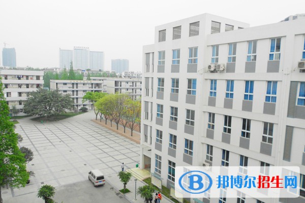 文山三鑫中等職業(yè)技術(shù)學(xué)校2021年報(bào)名條件、招生要求、招生對(duì)象