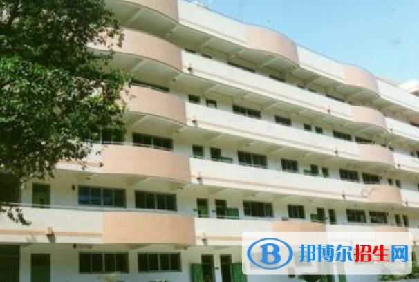 成都第十四中學(xué)2021年排名