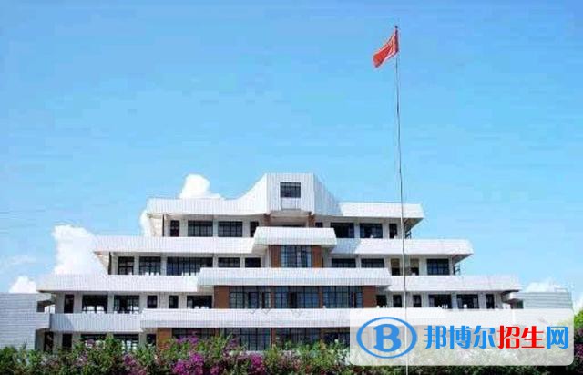 楚雄州工業(yè)學(xué)校地址在哪里