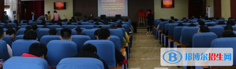 成都2021年電子商務(wù)學(xué)校學(xué)什么好找工作