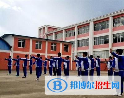迪慶州民族中等專業(yè)學(xué)校2021年學(xué)費(fèi)、收費(fèi)多少
