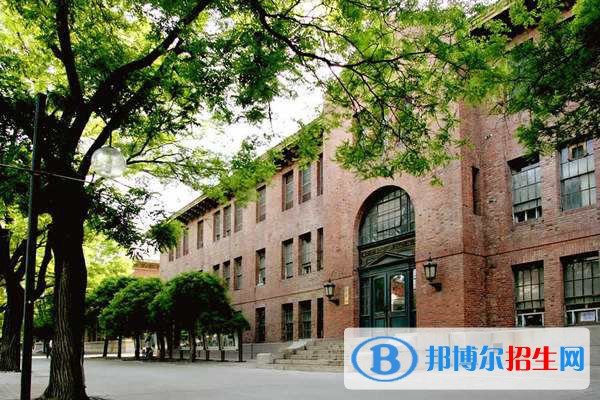 云南藝術學院附屬藝術學校2021年招生辦聯(lián)系電話