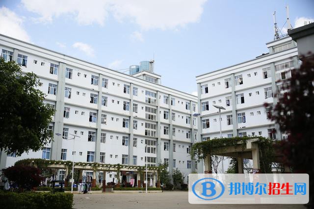云南聯(lián)合經(jīng)濟(jì)學(xué)校怎么樣，好不好