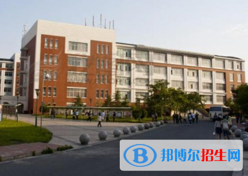成都2021年高中畢業(yè)可以上的中專(zhuān)學(xué)校