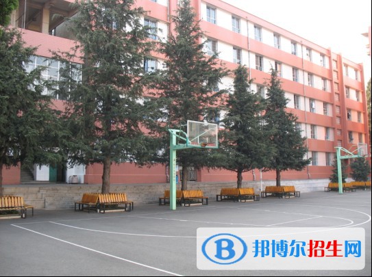 云南省貿(mào)易經(jīng)濟學(xué)校2021年招生簡章