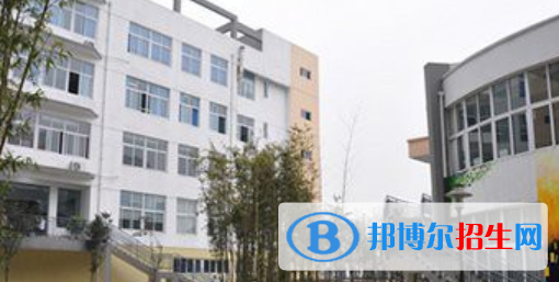 成都外語職業(yè)中專學(xué)校怎么樣、好不好