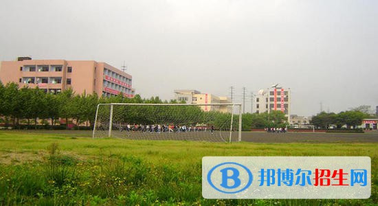 四川廣播電視中等專業(yè)學(xué)校2021年學(xué)費、收費多少