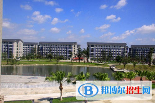 成都廣播電視中等專業(yè)學(xué)校2021年學(xué)費(fèi)、收費(fèi)多少