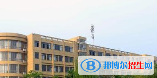 四川省渠縣巖峰職業(yè)中學怎么樣、好不好
