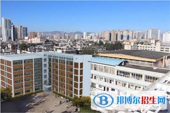 昆明市旅游職業(yè)中學(xué)2021年錄取分?jǐn)?shù)線