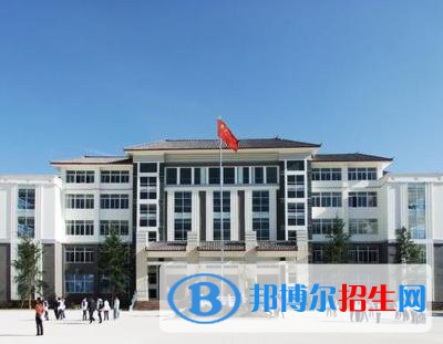 麗江市古城區(qū)職業(yè)高級中學(xué)怎么樣，好不好