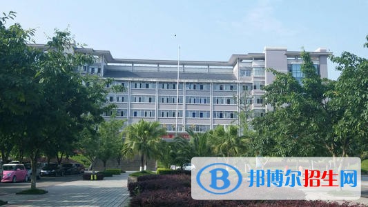 眉山職業(yè)技術(shù)學(xué)院五年制大專(zhuān)2021年有哪些專(zhuān)業(yè)