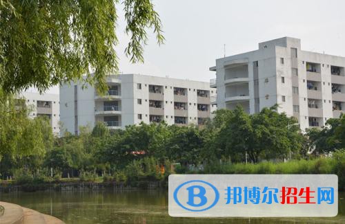 四川現(xiàn)代職業(yè)學(xué)院五年制大專2021年招生錄取分數(shù)線