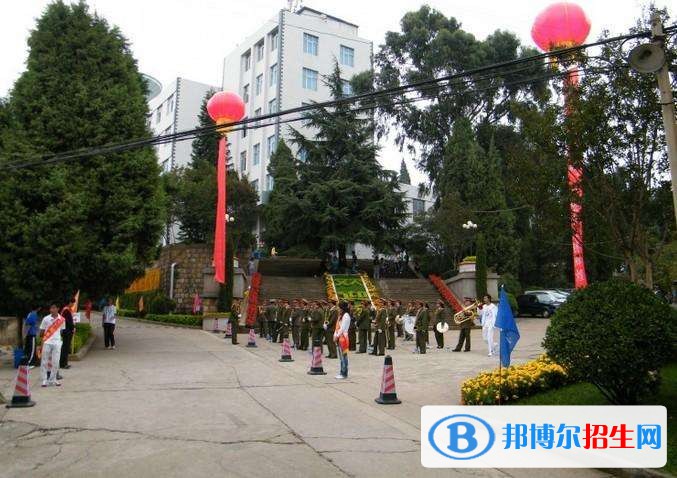 云南省化工學(xué)校2021年報(bào)名條件、招生對象、招生要求