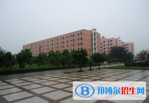 四川航天職業(yè)技術學院五年制大專學校2021年學費、收費多少