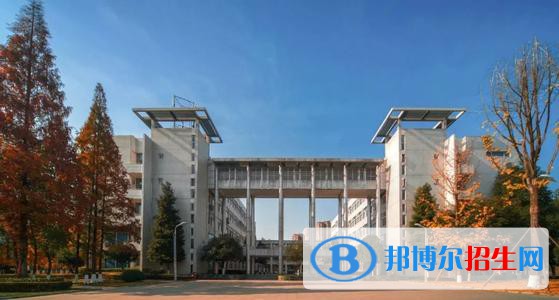 四川工商職業(yè)技術(shù)學(xué)院五年制大專2021年招生錄取分?jǐn)?shù)線