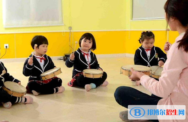 浙江2021年中專學(xué)校有什么專業(yè)適合女生