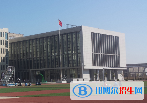 朝陽市衛(wèi)生學校1