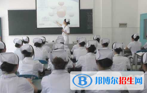 大連醫(yī)科大學附屬衛(wèi)生學校2022年怎么樣、好不好