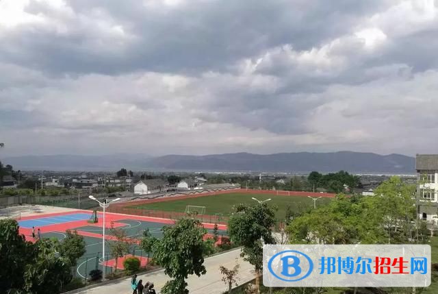 大理農(nóng)林職業(yè)技術(shù)學(xué)院五年制大專2021年學(xué)費(fèi)、收費(fèi)多少