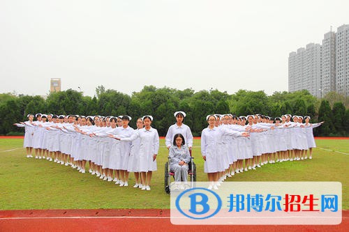 上海市醫(yī)藥學(xué)校2021年報(bào)名條件、招生要求、招生對(duì)象