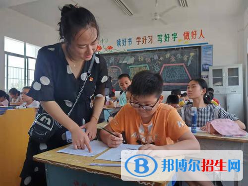 安徽2021年中專學(xué)校有什么專業(yè)比較好