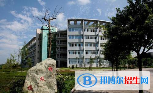 青島航空職業(yè)技術(shù)學(xué)校怎么樣、好不好