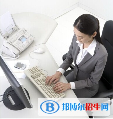 貴州2021年計(jì)算機(jī)學(xué)校都有什么專(zhuān)業(yè)適合男生