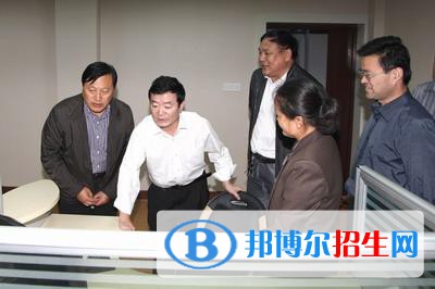 山東梁山縣技工學校2021年招生辦聯系電話