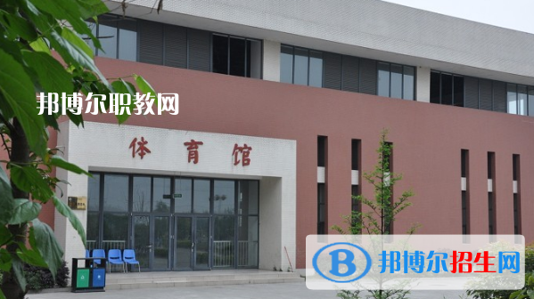 四川2021年高中畢業(yè)能上什么中專學校