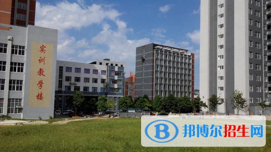 貴陽2021年有哪些收計算機學(xué)校的大專